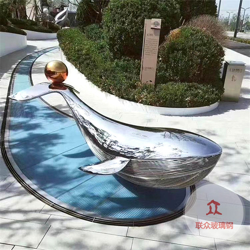 户外广场镜面鲸鱼圆环大型不锈钢雕塑定制园林铁艺景观月亮镂空球