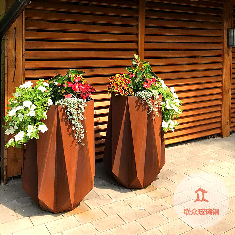 组合玻璃钢花盆装扮辽宁大连高档写字楼优雅环境